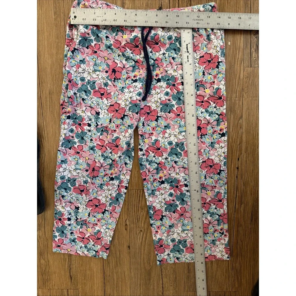 2 Pair Of Women's Sleepwear Sets Crop Pants And Top Lightweight Size S & XS